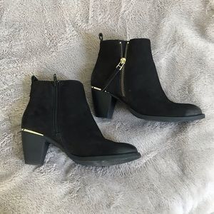 New Black Steve Madden Booties